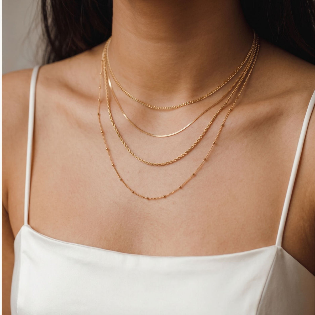 Necklace Length Guide: How to Choose the Right Fit for Your Style