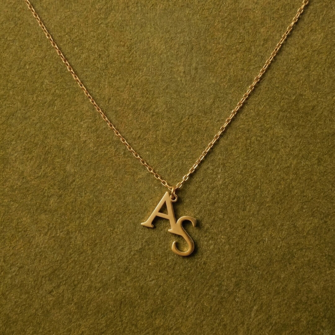 Graduation Jewelry Gifts That Feel Personal and Last Beyond the Day