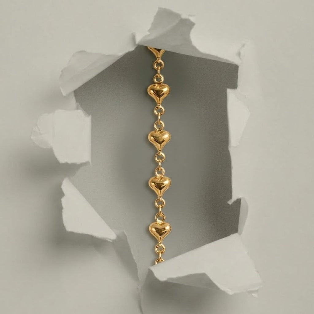 Gold Amour Hearts Chain Necklace