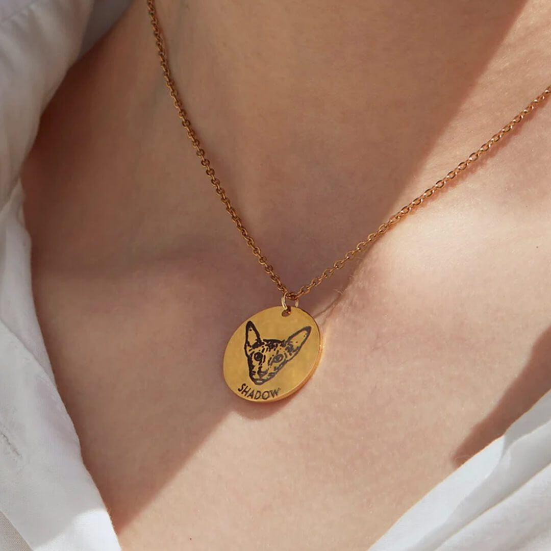 custom-gold-pet-portrait-necklace-on-model