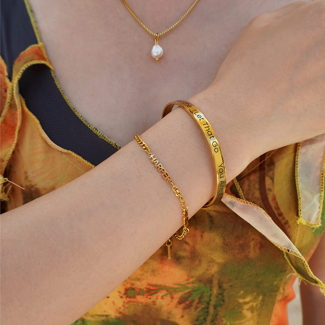 gold-custom-multi-name-bracelet-1
