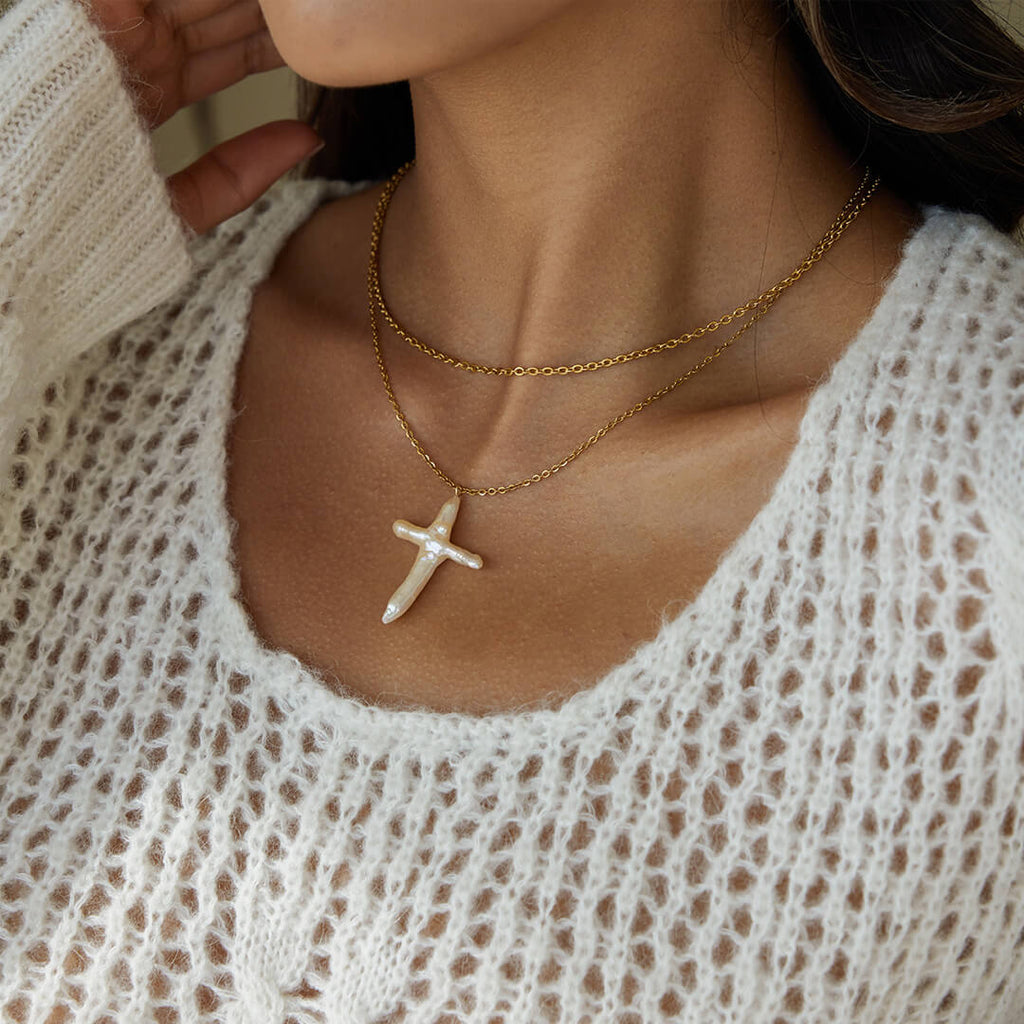 Gold Perla Cross Necklace