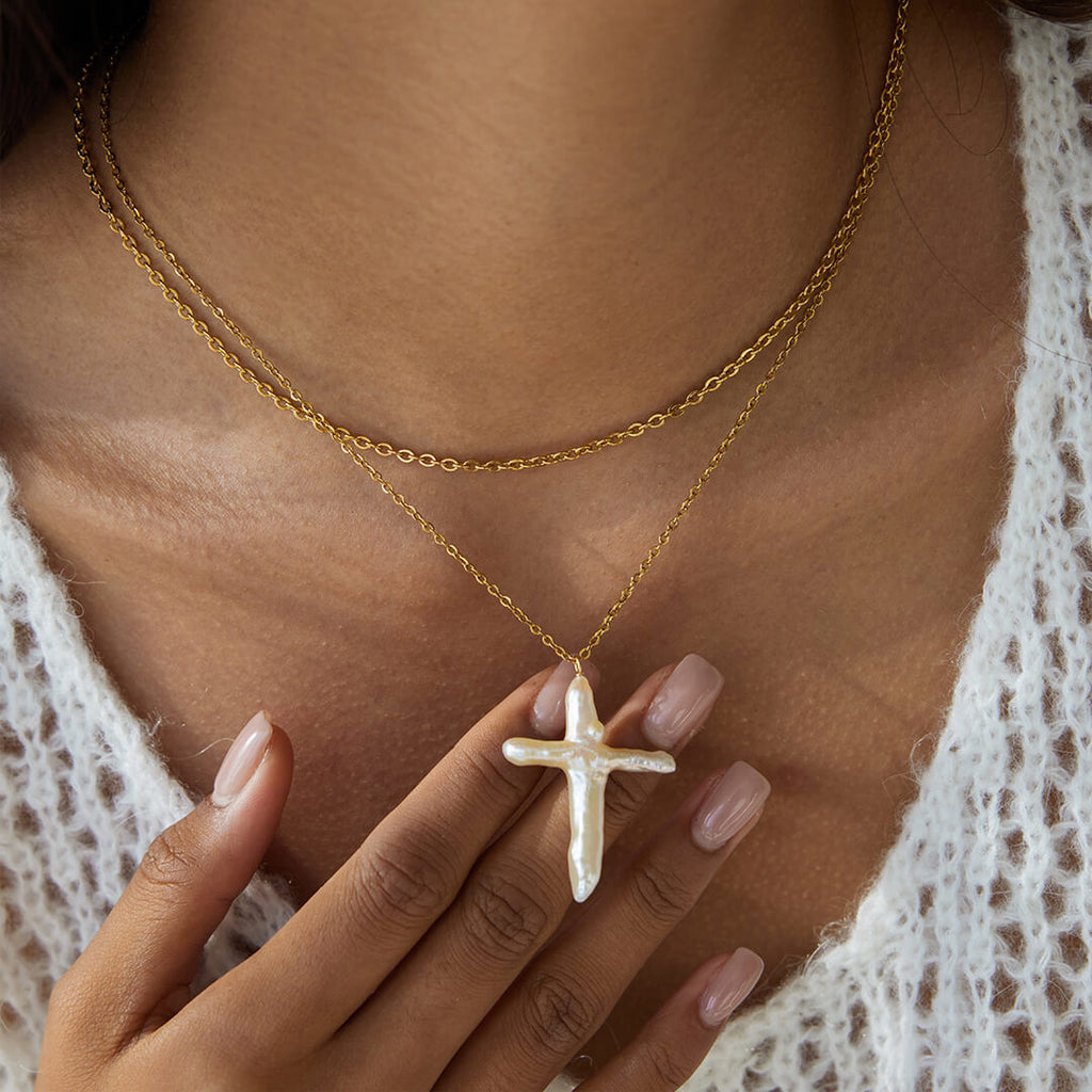 Gold Perla Cross Necklace