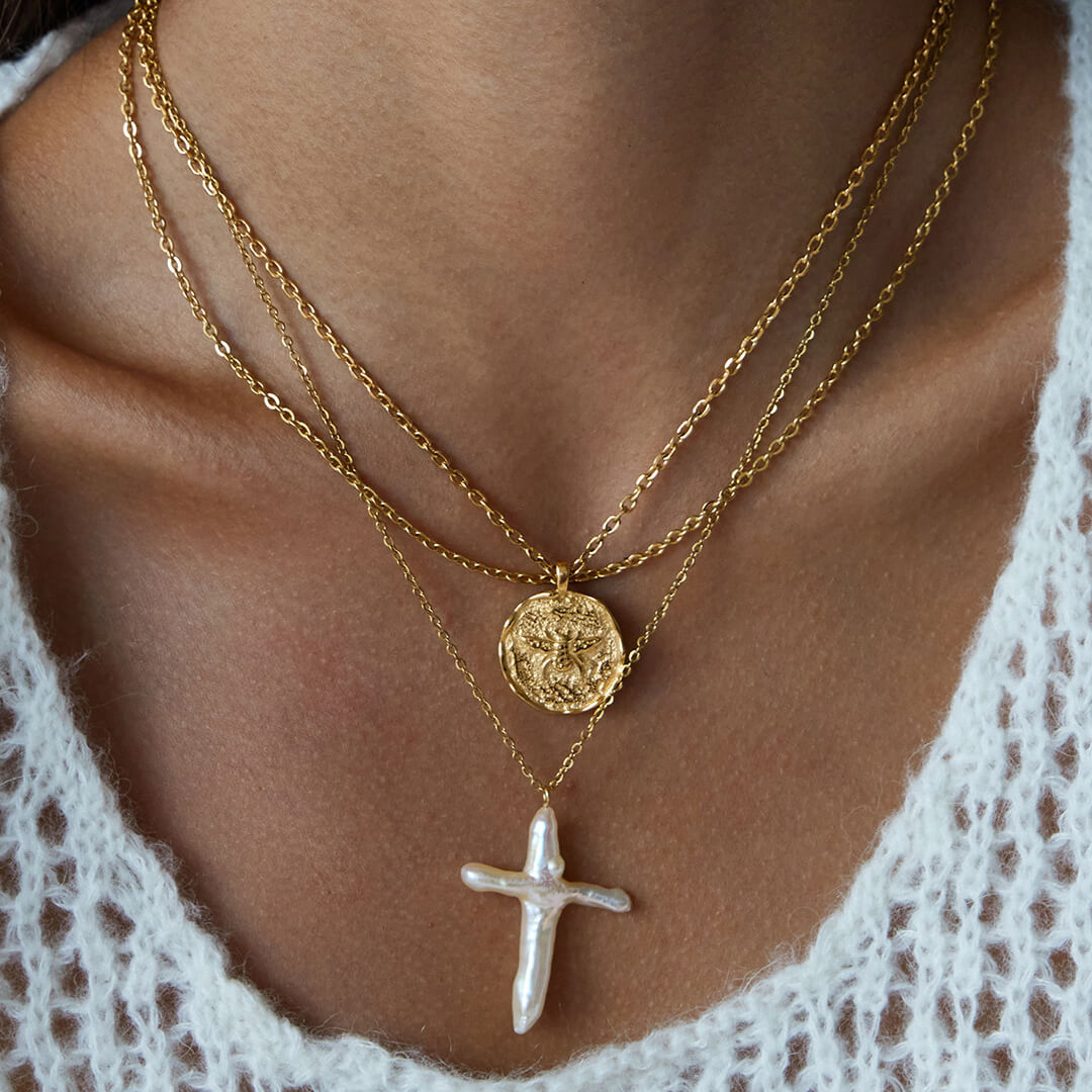 Gold Perla Cross Necklace