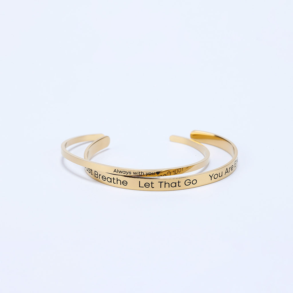 june-elle-gold-engraved-bangle-detail