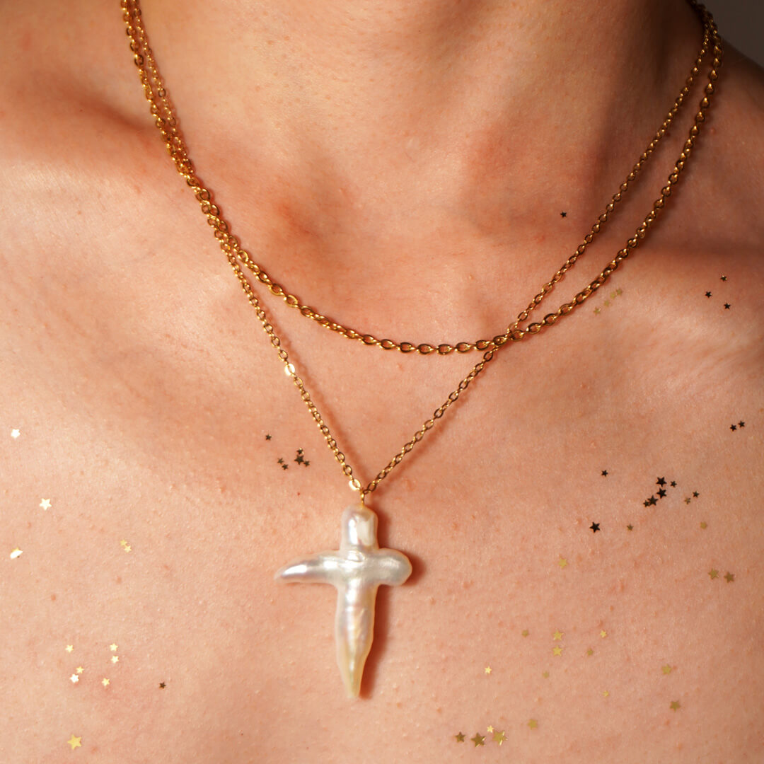 Gold Perla Cross Necklace