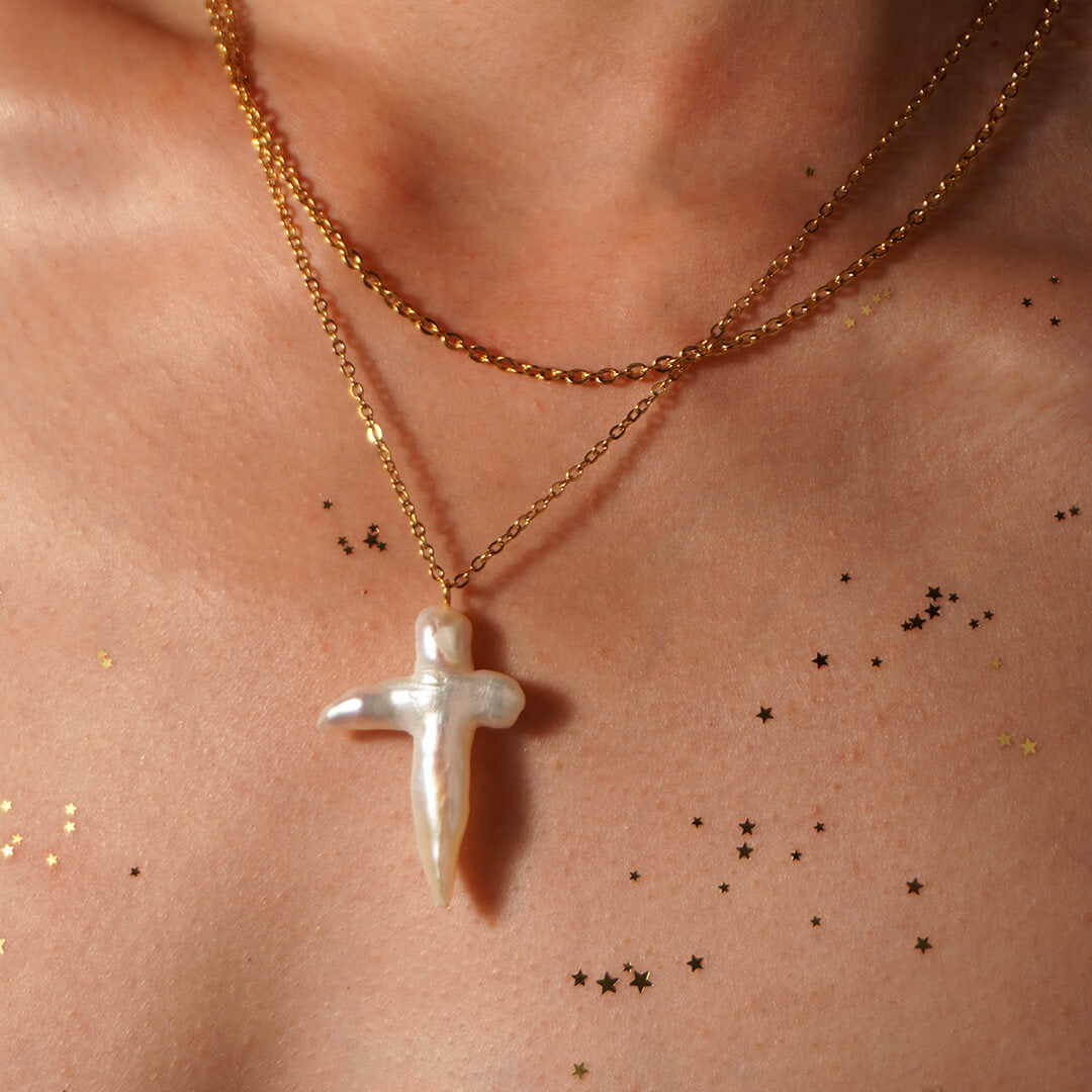 Gold Perla Cross Necklace