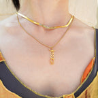personalized-vertical-gold-name-necklace